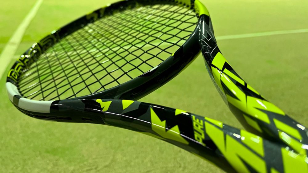 バボラ】ピュアアエロ98のインプレ・レビュー（激スピン！） - トゥーサー