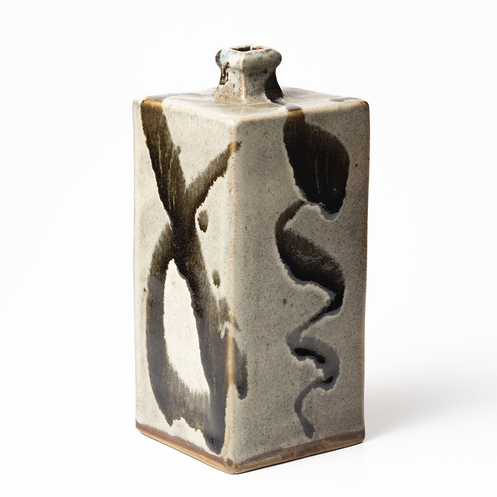 丸田正美 花入 二点まとめ 角瓶 灰釉 花瓶 徳利 黒牟田焼 辰砂 濱田