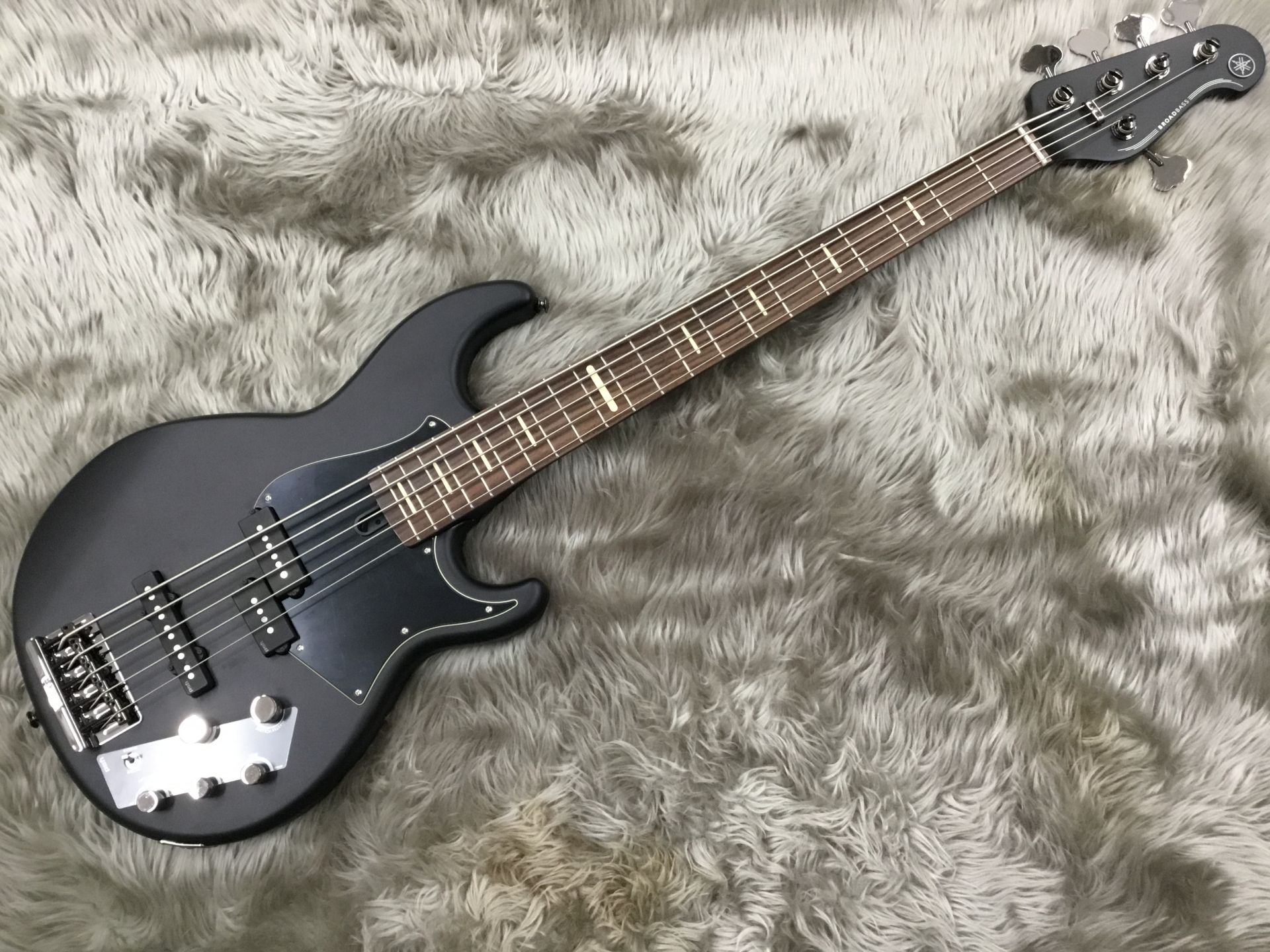 ベース入荷情報】YAMAHA BB735Aが入荷いたしました！！【PJ】｜島村