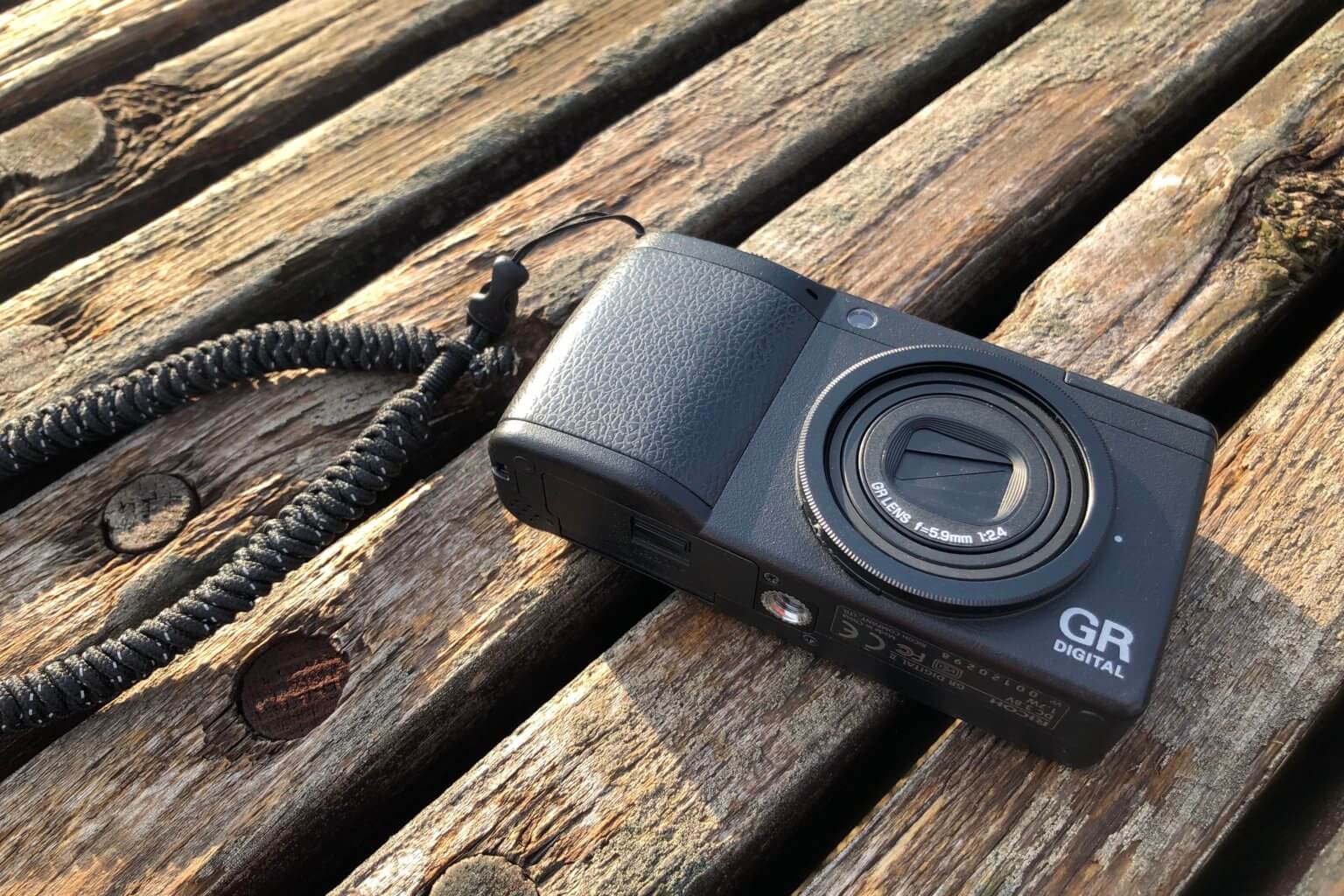 RICOH GRは実によく写るのだ。初めて撮った時は驚嘆した。｜記憶カメラ