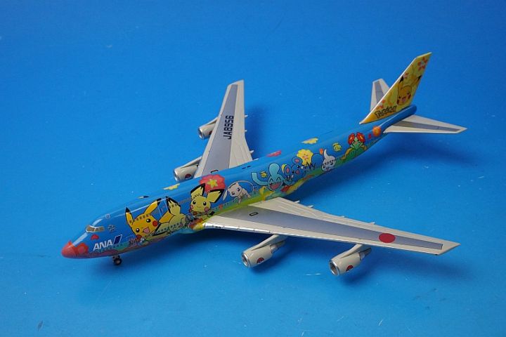 1/400 B747-400 ANA ポケモン お花ジャンボ JA8956 [NH40066] 全日空