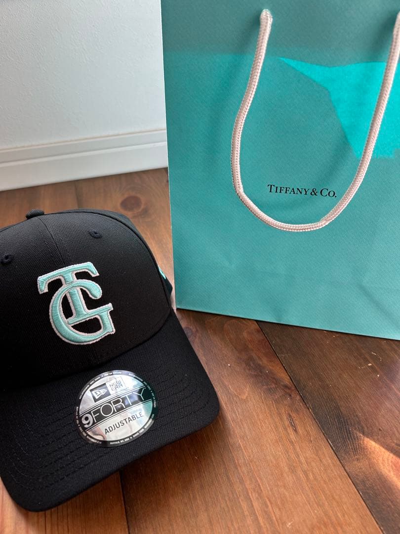Tiffany 非売品　帽子 新品 非売品 Tiffany 巨人 NEW ERA コラボ キャップ 読売 帽子 - メルカリ