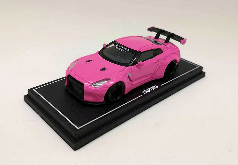 Liberty Walk LB Performance Nissan R-35 Factory Box Pink